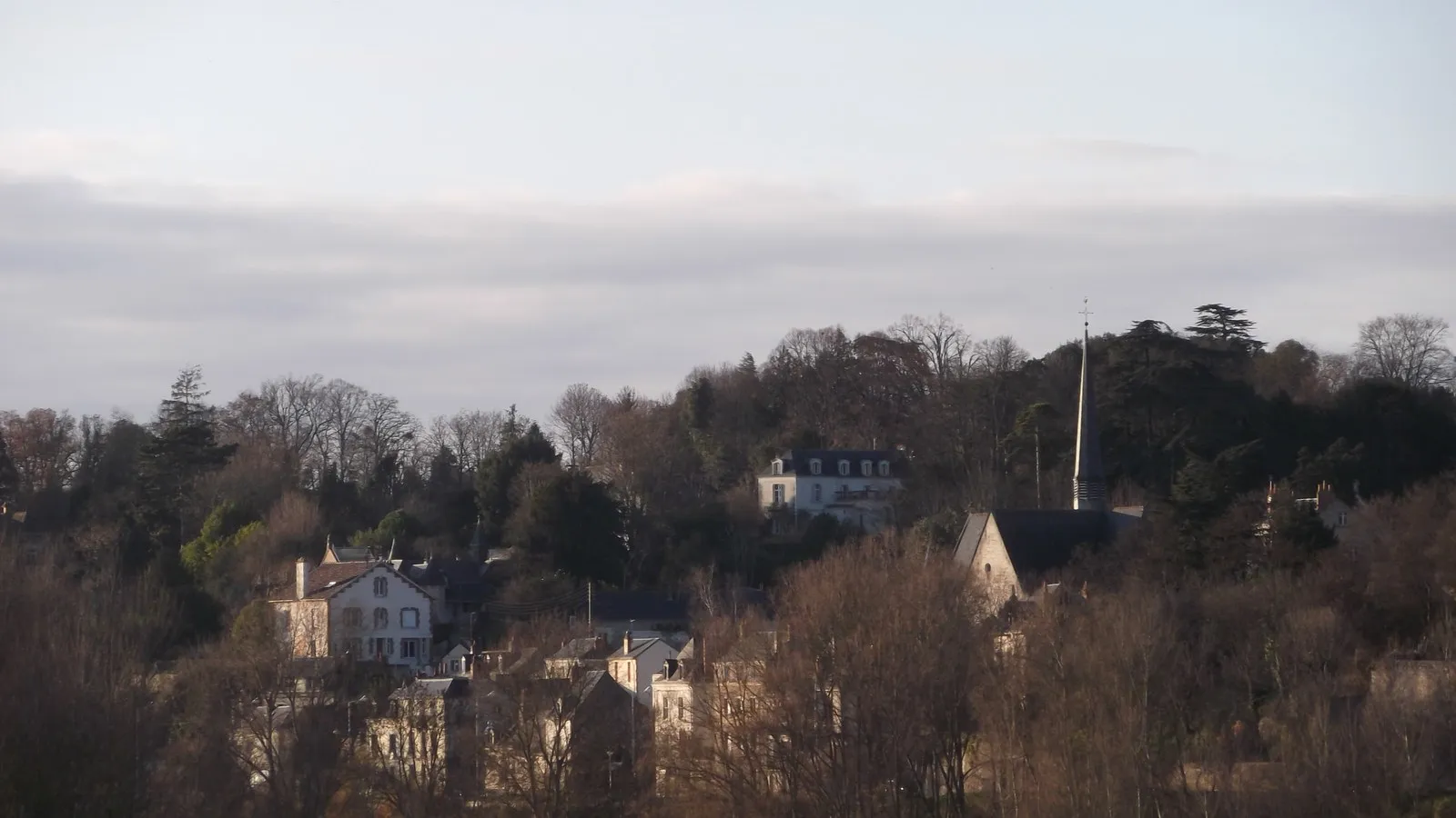 Toitures et bâti de Saint-Cyr-sur-Loire (37540), en Indre-et-Loire